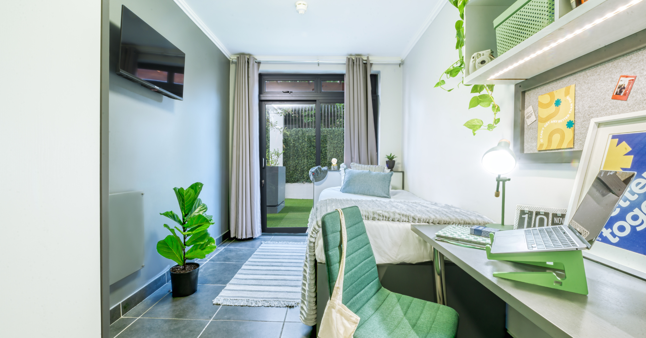 LIVING THE DREAM IN CAPE TOWN: A STUDENT’S GUIDE TO THE COST OF LIVING