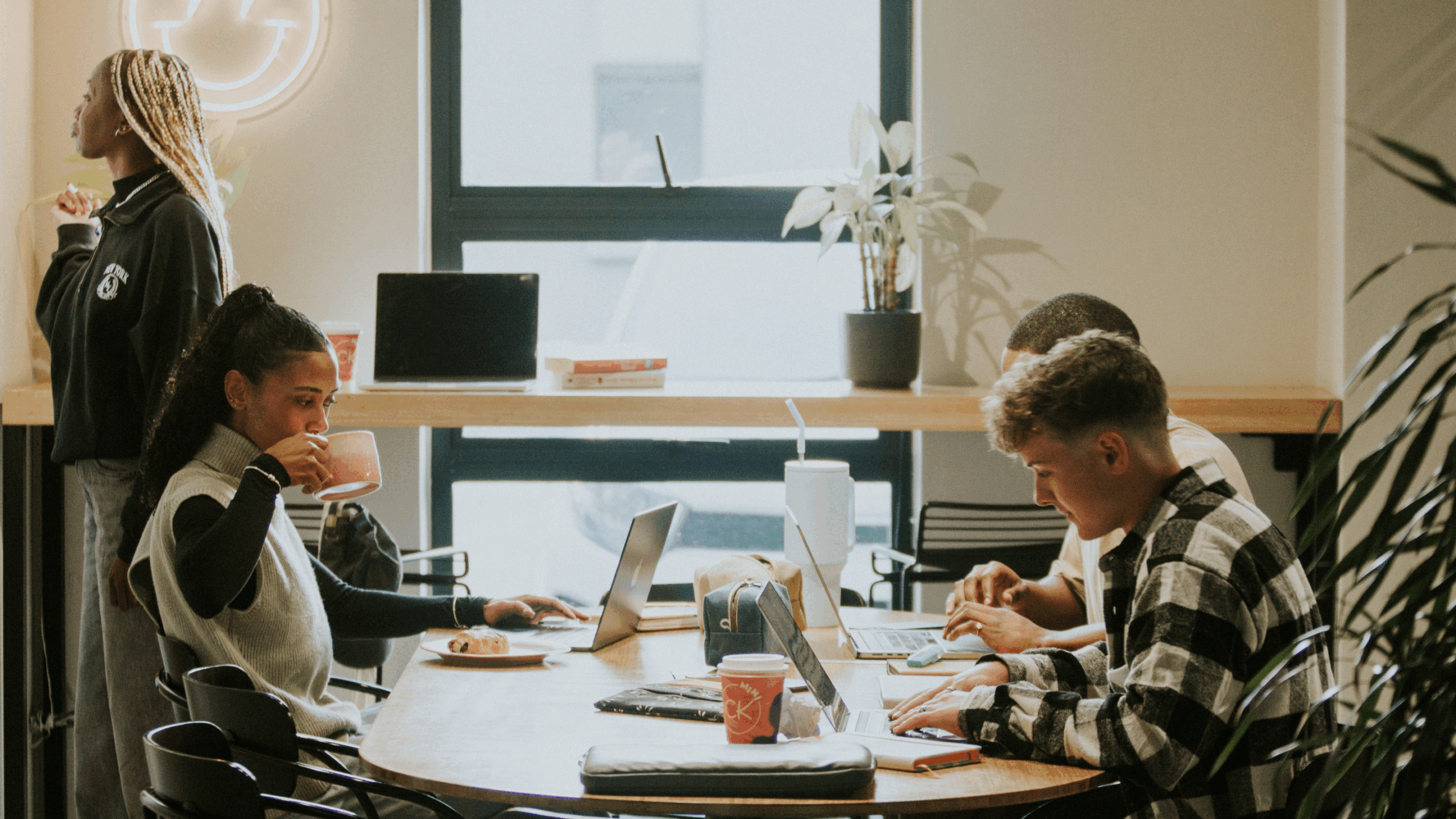 How Different Living Environments Impact Academic Success: The CampusKey Advantage