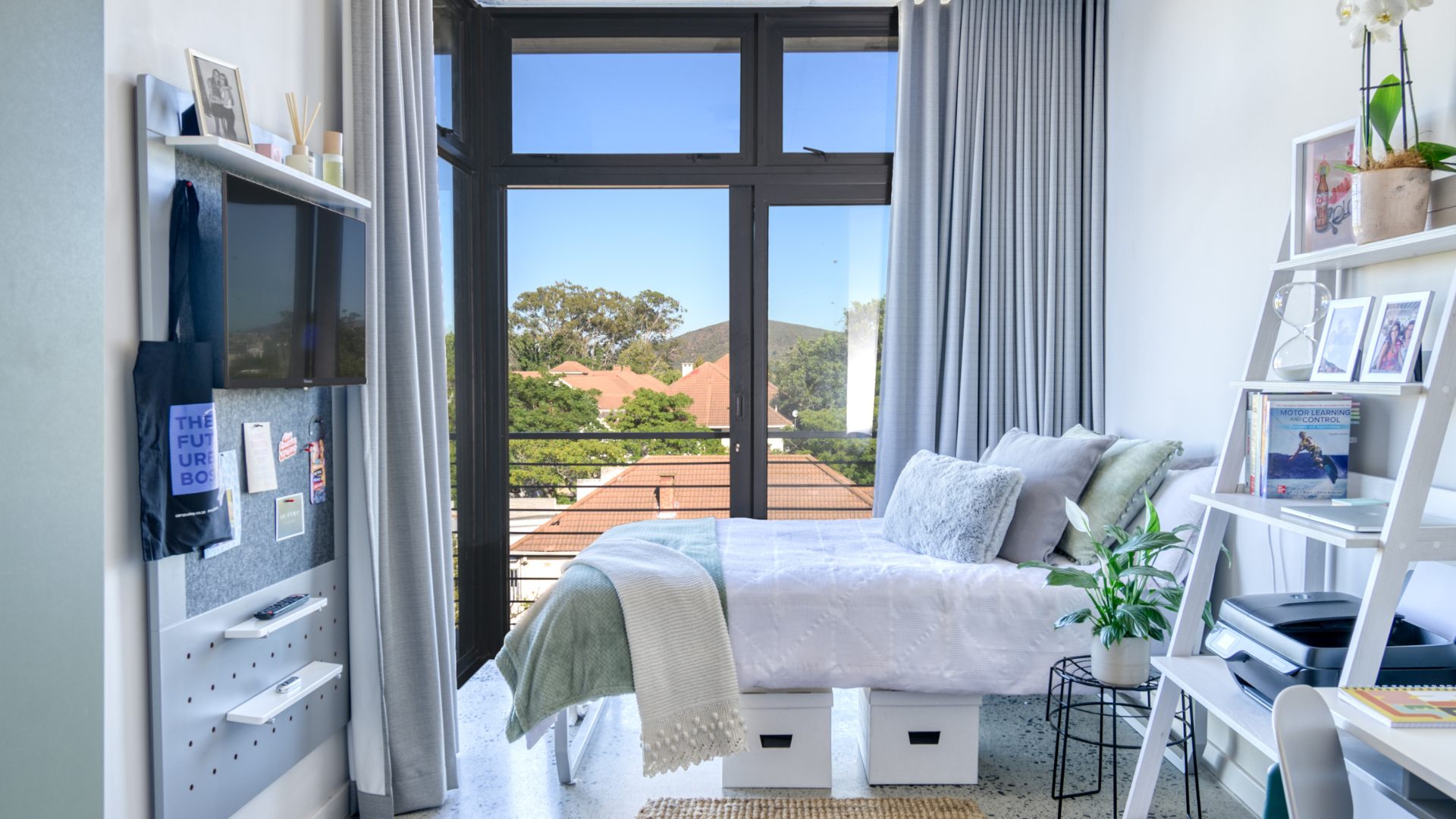What Are the Benefits of Living at CampusKey?